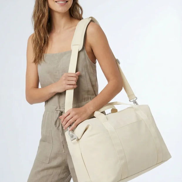 Percover MOVE Weekender Travel Duffel Bag Oat Milk